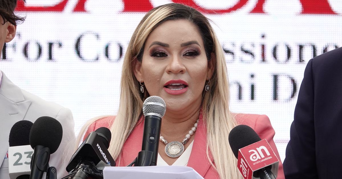 Sentencian a la excomisionada de Sweetwater Sophia Lacayo a prisión ...