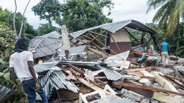 Casa destruida después del terremoto cerca de Camp-Perrin, Haití el 16 de agosto de 2021