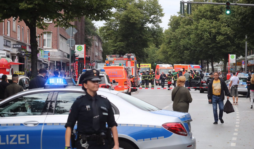 El sitio del ataque está custodiado por policías y bomberos.&nbsp;