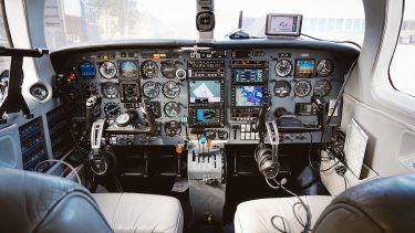 Imagen referencial de la cabina de un jet.&nbsp;