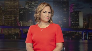 La periodista Yelenis Reina en el plató de América Noticias.&nbsp;