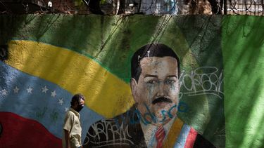 Maduro sigue firme en el poder m&aacute;s de un a&ntilde;o despu&eacute;s de que Juan Guaid&oacute; se declarase presidente leg&iacute;timo y recibiese el reconocimiento de EEUU y una cincuentenan de pa&iacute;ses.