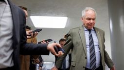 El senador demócrata por Virginia Tim Kaine El senador demócrata por Virginia Tim Kaine