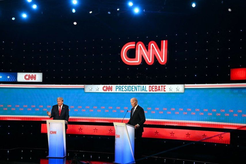El presidente estadounidense Joe Biden y el expresidente estadounidense y candidato presidencial republicano Donald Trump en el primer debate presidencial de las elecciones de 2024 en los estudios de CNN en Atlanta, Georgia, el 27 de junio de 2024.&nbsp;