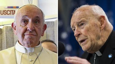 El papa Francisco (izq.) aceptó la renuncia del cardenal de Nueva York, Theodore McCarrick (der.), acusado de abuso sexual a menores.