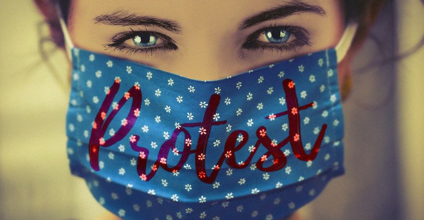 Las manifestaciones convocadas&nbsp; en Berlín para protestar por las restricciones adoptadas para contener la pandemia de coronavirus se saldaron con 77 agentes de Policía heridos