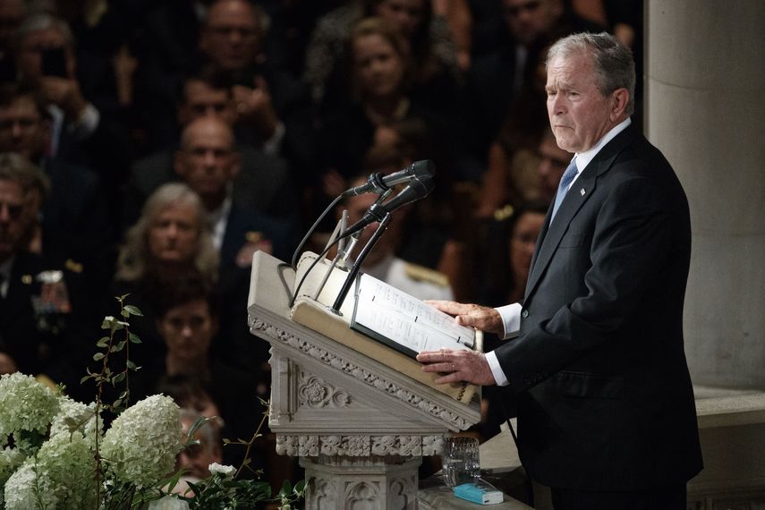 El expresidente&nbsp;George W.&nbsp;Bush durante el funeral de John McCain.&nbsp;