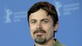 Casey Affleck posa durante una sesión de la película Light of My Life en la pasada edición del Festival de Cine de Berlín. El actor habla sobre la ruptura entre Ana de Armas y su hermano, Ben Affleck.