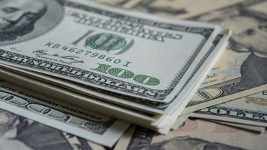 Billetes de 100 dólares