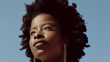 A sus 22 años, la laureada poeta Amanda Gorman fue seleccionada para declamar en la ceremonia de investidura del presidente electo Joe Biden el miércoles 20 de enero.