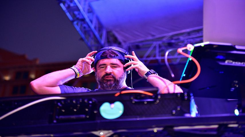Entre ayer, sábado 4, y hoy, 5 de marzo, Miami celebra el popular Carnaval de la Milla a lo largo del emblemático y pintoresco sector de Miracle Mille, en Coral Gables.