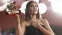 Audrey Diwan gana el León de Oro a la Mejor película por Happening el 11 de septiembre de 2021 en el Festival Internacional de Cine de Venecia, en Venecia, Italia. Audrey Diwan gana el León de Oro a la Mejor película por Happening el 11 de septiembre de 2021 en el Festival Internacional de Cine de Venecia, en Venecia, Italia.