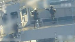 Fuerzas militares estadounidenses durante la ejecución de una orden de incautación de un buque de petróleo crudo frente a la costa de Venezuela el 10 de diciembre. Fuerzas militares estadounidenses durante la ejecución de una orden de incautación de un buque de petróleo crudo frente a la costa de Venezuela el 10 de diciembre.