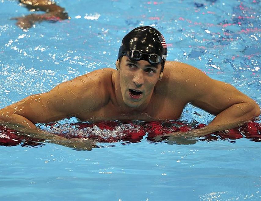 Phelps, ganador de 22 medallas en Juegos Olímpicos, 18 de ellas de oro, se prepara para participar en Río 2016. (ARCHIVO)