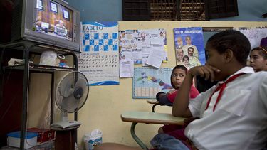 Indudablemente, la noticia del día en La Habana, y en toda la Isla, ha sido que Estados Unidos y Cuba dan por finalizada su particular Guerra Fría. (AP)