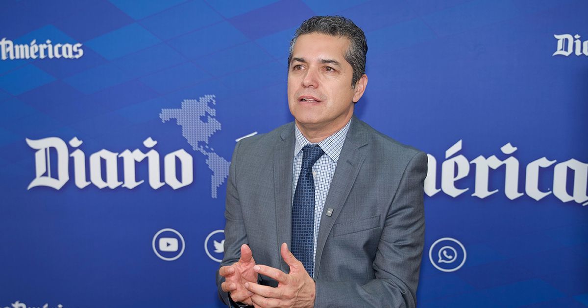 Poder económico compra voluntades y los narcos tienen infiltrados donde quiera