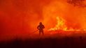 francia: enfrentan un gran incendio en el suroeste
