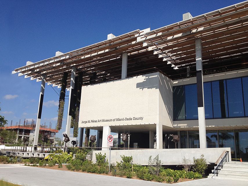 Fachada de la institución museológica ubicada en downtown Miami. (J.HDEZ.)