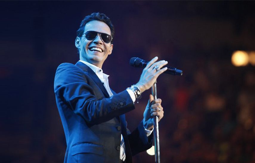 El intérprete de Vivir la vida cuenta con un amplio programa de actividades sociales. (EFE)