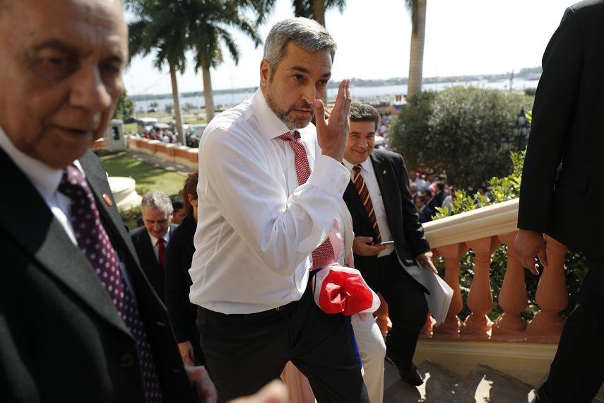 Paraguay asume presidencia del Prosur. En la foto el mandatario de Paraguay, Mario Abdó