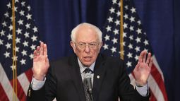 El aspirante a la candidatura presidencial demócrata Bernie Sanders habla con la prensa el miércoles, 11 de marzo del 2020, en Burlington, Vermont. 