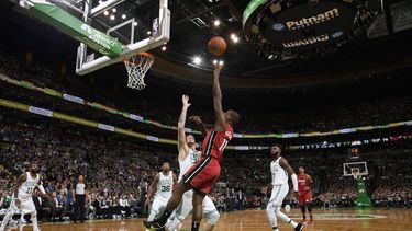 Los de Miami siguen segundos en la División Sureste a sólo un partido de los líderes Wizards de Washington.