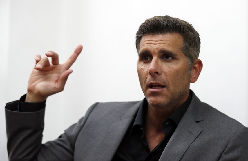 La expectativa de Christian Meier es que al final los espectadores valoren al policía que fue Óscar Naranjo porque no se dejó doblegar por la mafia a pesar de haber sido perseguido.