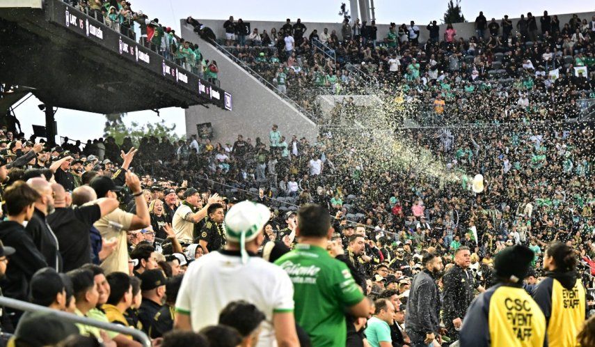 Aficionados durante la final de la Liga de Campeones de la CONCACAF, el 4 de junio de 2023.