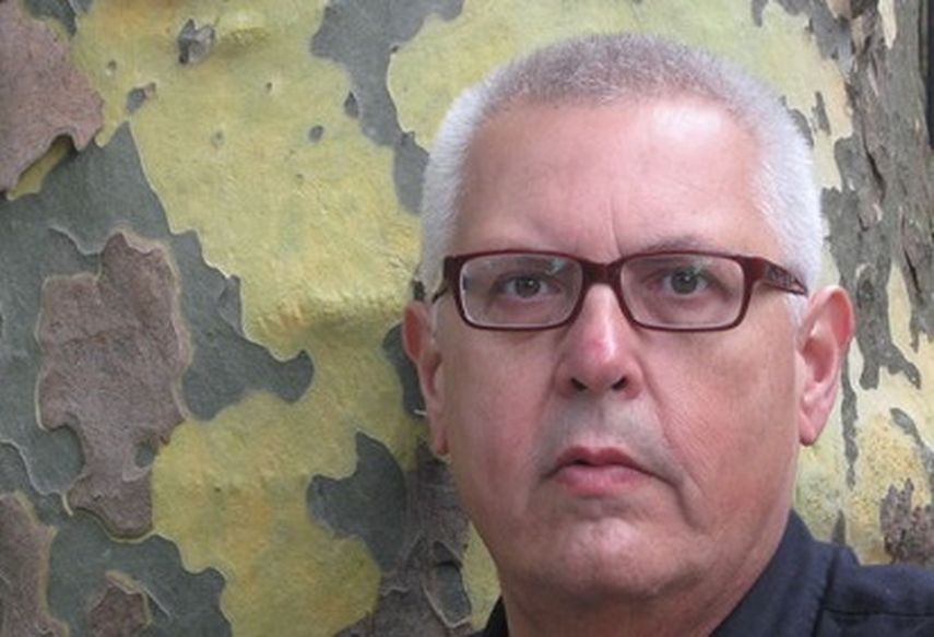 Poeta Víctor Rodríguez Nuñez. (CORTESÍA).