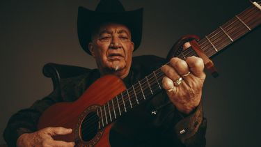 El guitarrista y cantante cubano Eliades Ochoa.