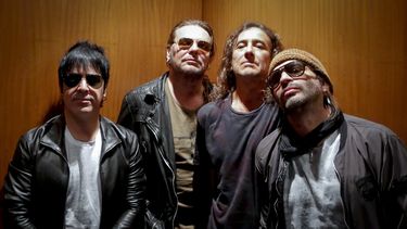 Los  integrantes de Maná Alex González, Fher Olvera, Juan Calleros y Sergio  Vallín, posan durante una entrevista en Nueva York.&nbsp;