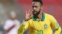 El brasileño Neymar celebra tras anotar contra Perú durante su partido de fútbol clasificatorio sudamericano para la Copa Mundial de la FIFA 2022 en el Estadio Nacional de Lima, el 13 de octubre de 2020, en medio de la pandemia del nuevo coronavirus COVID-19. El brasileño Neymar celebra tras anotar contra Perú durante su partido de fútbol clasificatorio sudamericano para la Copa Mundial de la FIFA 2022 en el Estadio Nacional de Lima, el 13 de octubre de 2020, en medio de la pandemia del nuevo coronavirus COVID-19.