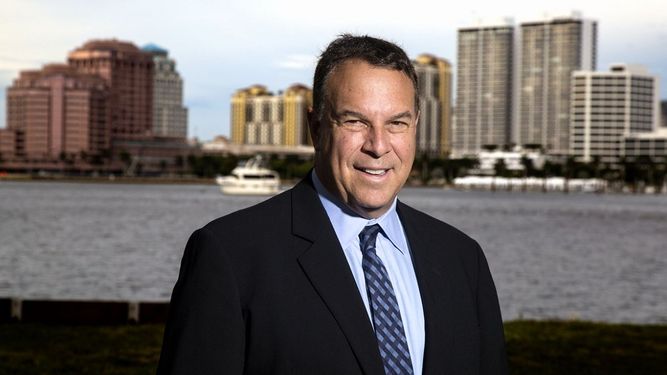 Jeff Greene, multimillonario de Palm Beach,, se postula para gobernador de Florida.
