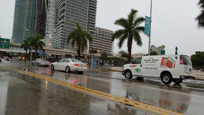 Las condiciones atmosféricas son propicias para incrementar las probabilidades de fuertes luvias e inundaciones en el sur de Florida.