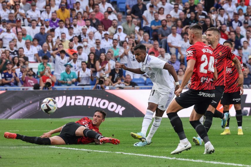 Rodrygo tira y anota gol por el Real Madrid