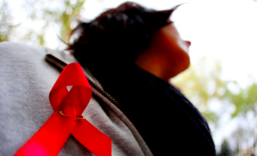 Los pacientes de VIH no deberían ser tratados diferente.