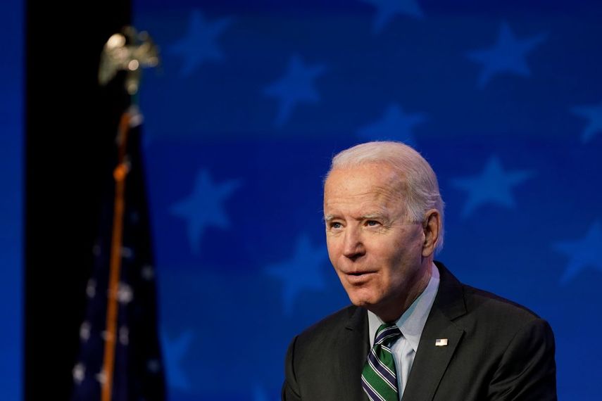El presidente electo Joe Biden habla en un evento en el teatro The Queen en Wilmington, Delaware, el sábado, 16 de enero del 2021.