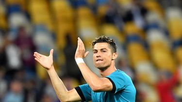 Si el conjunto blanco cede, el luso podría convertirse en el futbolisto mejor pagado en la historia.