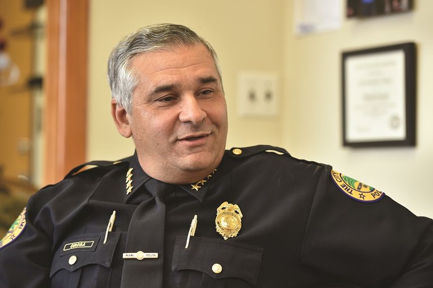 Manuel Orosa, jefe de la Policia de la ciudad de Miami, durante la entrevista para DIARIO LAS AMÉRICAS (Álvaro Mata)