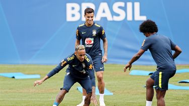 neymar se marcha del entrenamiento y se encienden las alarmas en brasil