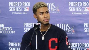 Fotografía de archivo fechada en abril de 2018 de Francisco Lindor,&nbsp;campocorto de los Indios de Cleveland,&nbsp; durante una rueda de prensa.