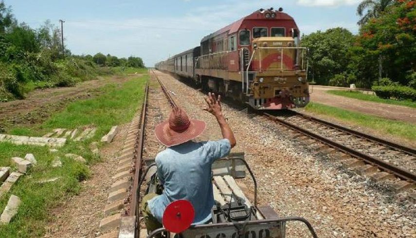 China intenta rescatar destartalado sistema ferroviario en Cuba