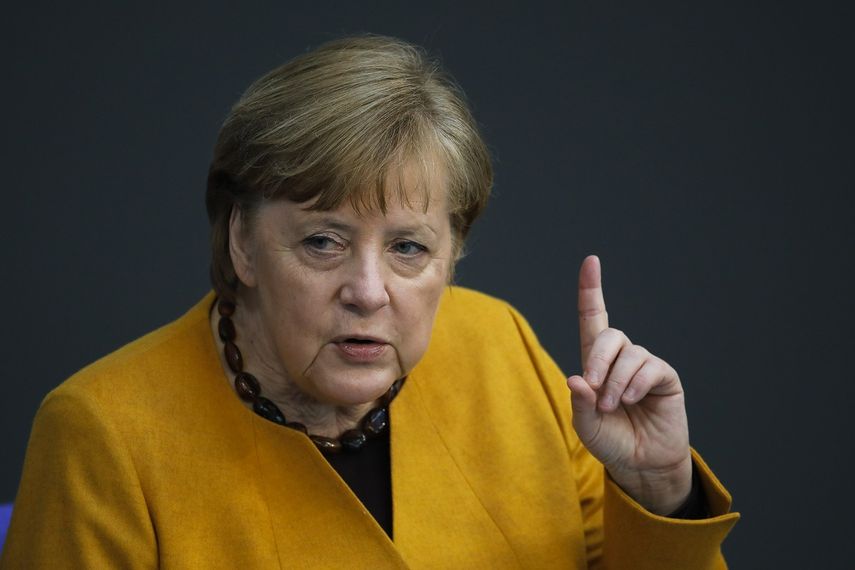 Merkel aboga por un confinamiento express