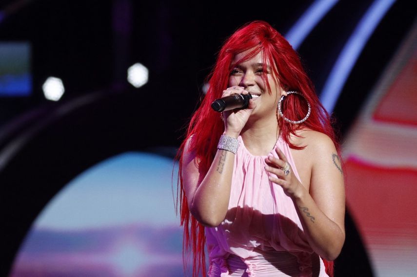 La cantante colombiana Karol G se presenta durante el 62º Festival Internacional de la Canción de Viña del Mar en Viña del Mar, Chile, el 19 de febrero de 2023.