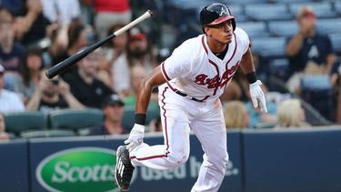 Los Bravos quieren que sigan adaptándose al béisbol profesional