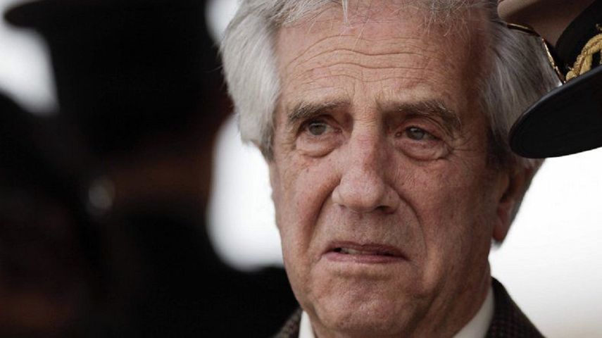 Foto del 29 de octubre de 2018 del presidente uruguayo, Tabaré Vázquez, durante una ceremonia militar en Montevideo, Uruguay.