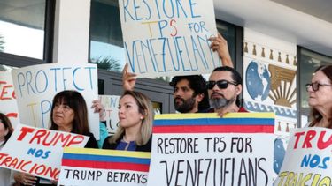 Los venezolanos han acudido a varias instancias por el TPS