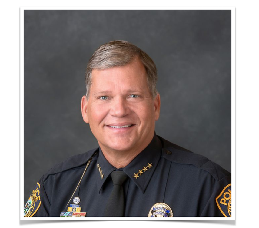Greg Graham, jefe del Departamento de Policía de Ocala, muere en accidente de avión.