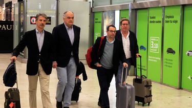 En el grupo figuraban Esteban González Pons, portavoz de la delegación española del Partido Popular en el Parlamento Europeo (PE); Esther de Lange, vicepresidenta del Grupo del Partido Popular Europeo (PPE) y Paulo Rangel, vicepresidente del Grupo PPE y tesorero.