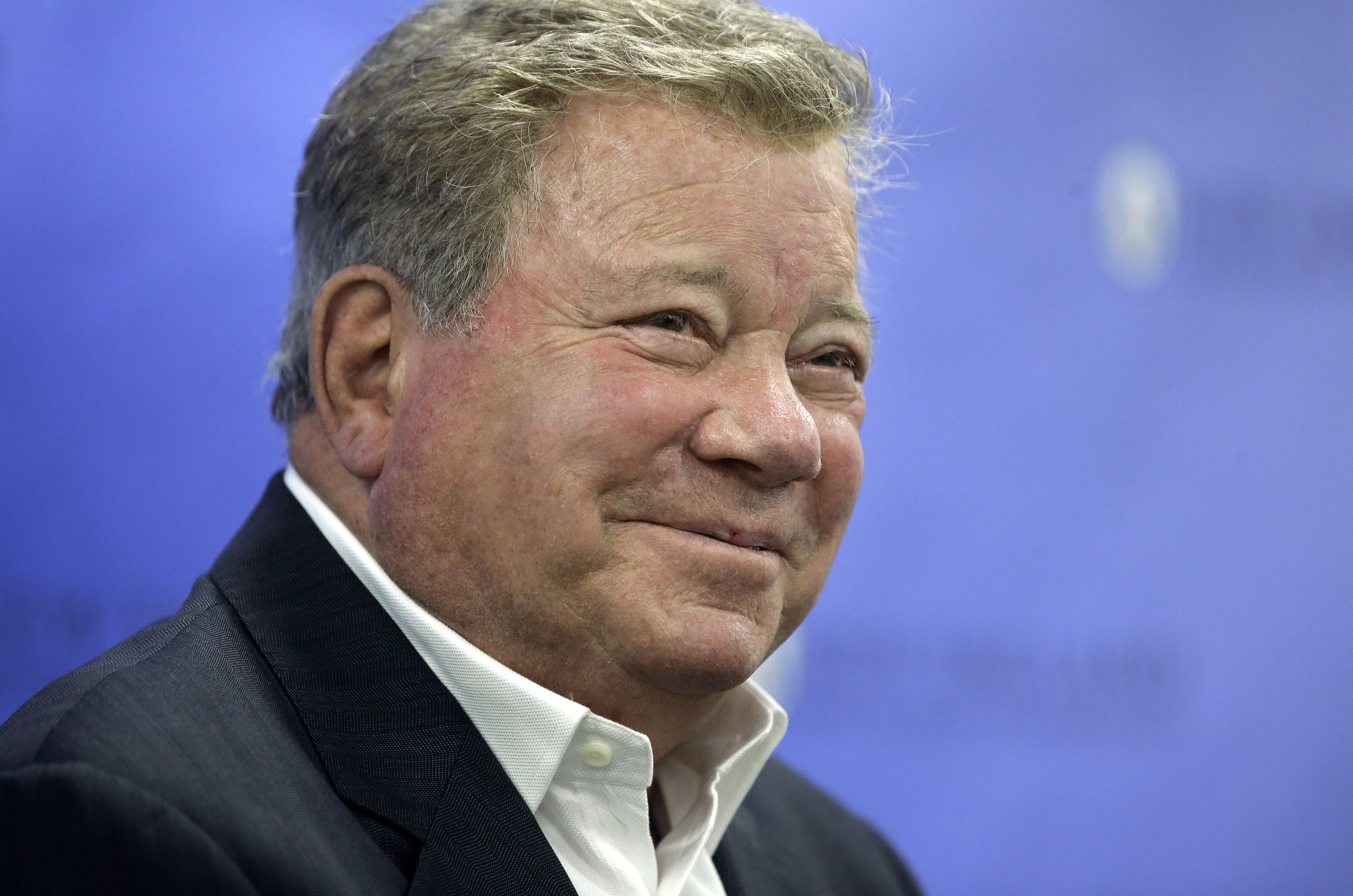 En esta foto del 6 de mayo de 2018, el actor William Shatner, quien interpreta al Capitán Kirk en “Star Trek”. El artista viaja al espacio la próxima semana. En esta foto del 6 de mayo de 2018, el actor William Shatner, quien interpreta al Capitán Kirk en “Star Trek”. El artista viaja al espacio la próxima semana.